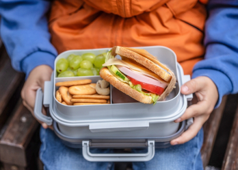 Back to school: dentist-approved snack ideas for healthy teeth